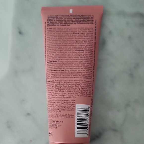 Aveda Pink Hair Styling Pure Plush - Picture 4 of 4